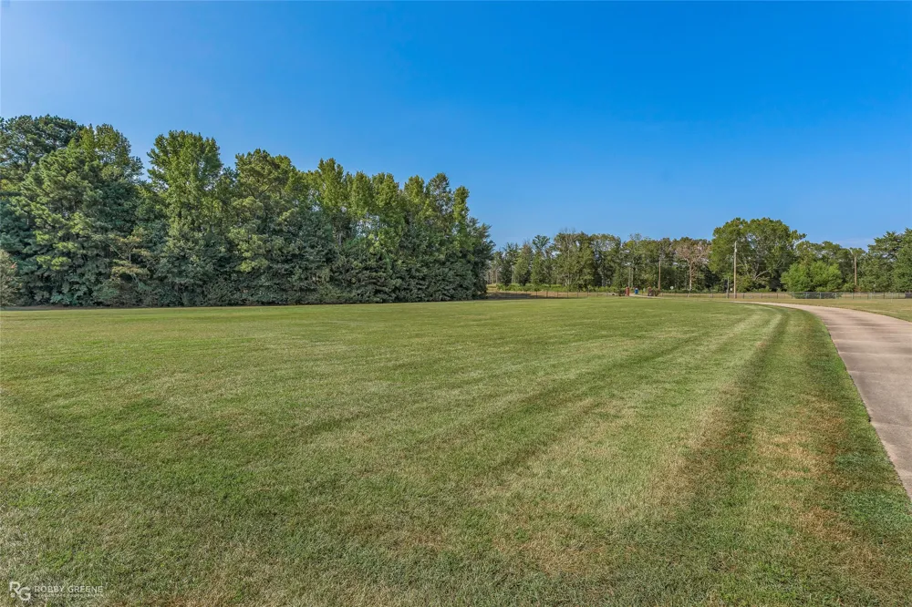 9395 Locust Hill Road Greenwood, LA 71033