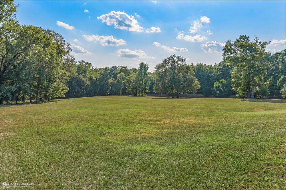 9395 Locust Hill Road Greenwood, LA 71033