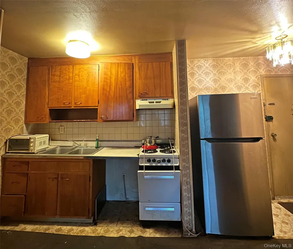260 Main Street #B-42 Spring Valley, NY 10977