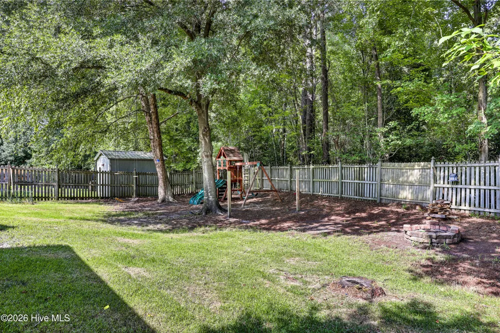 613 Bay Blossom Drive Wilmington, NC 28411