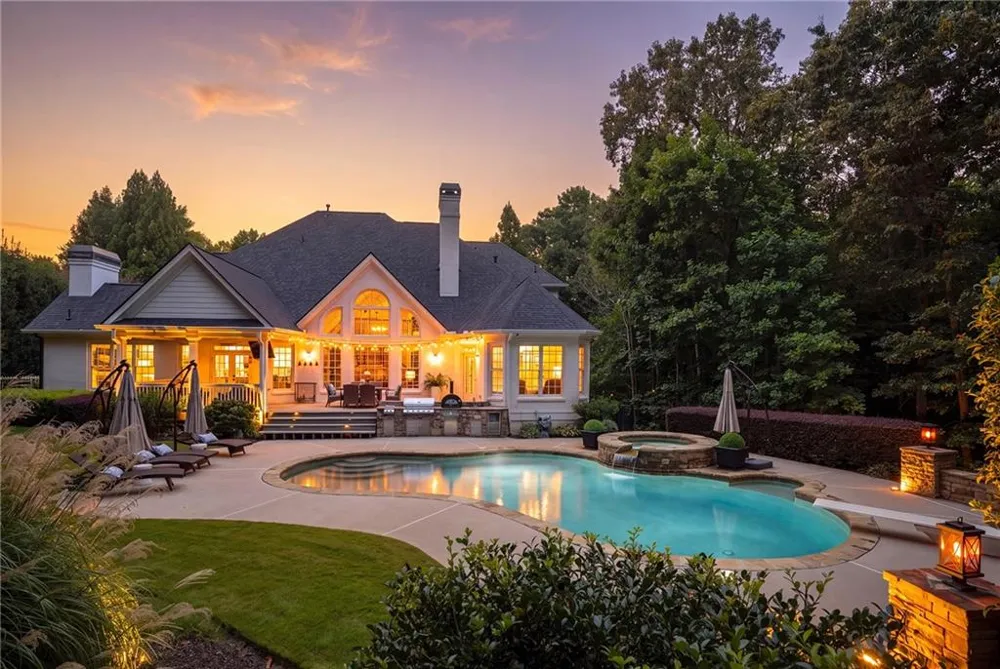 240 Pembrook Place Roswell, GA 30075