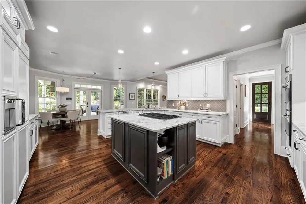 240 Pembrook Place Roswell, GA 30075