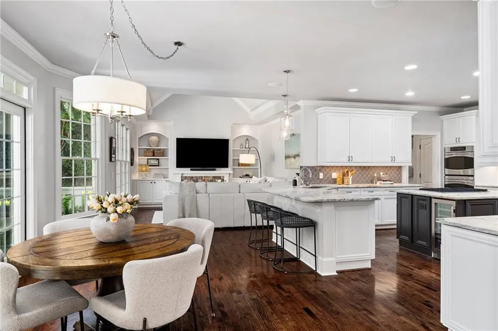 240 Pembrook Place Roswell, GA 30075