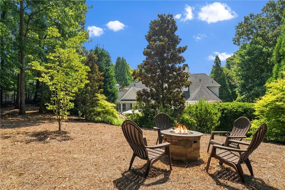 240 Pembrook Place Roswell, GA 30075