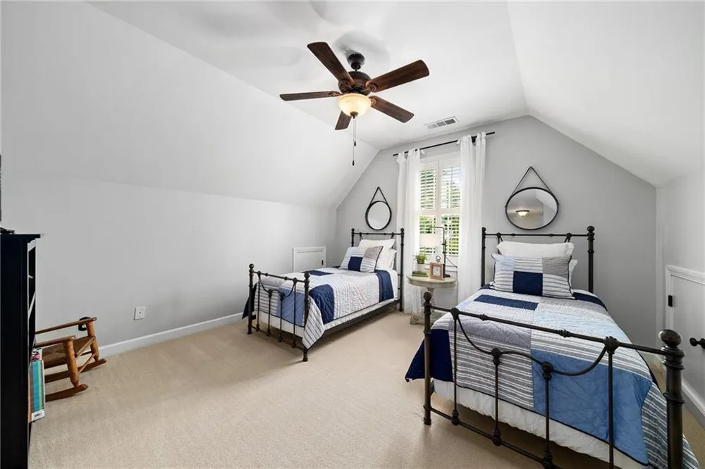 240 Pembrook Place Roswell, GA 30075