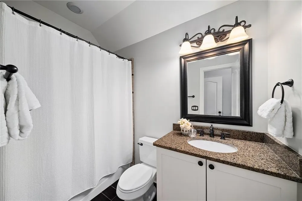 240 Pembrook Place Roswell, GA 30075