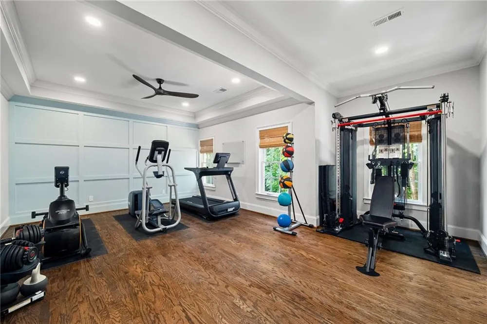 240 Pembrook Place Roswell, GA 30075