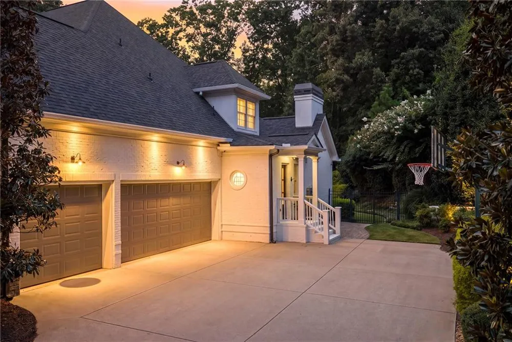 240 Pembrook Place Roswell, GA 30075