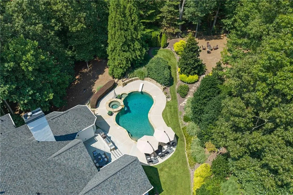 240 Pembrook Place Roswell, GA 30075