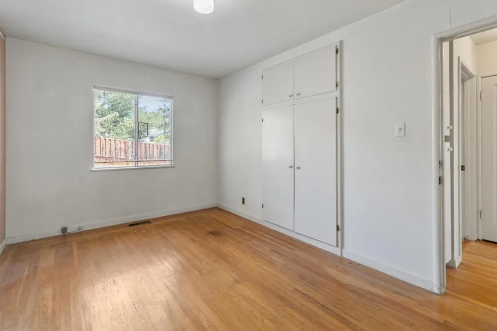 2976 Sydney Castro Valley, CA 94546