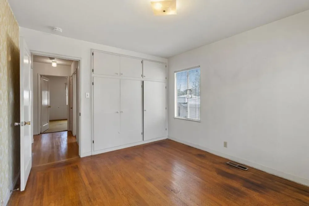 2976 Sydney Castro Valley, CA 94546