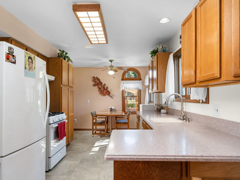 392 Gitchegumee Drive Hanover Township, MI 49620