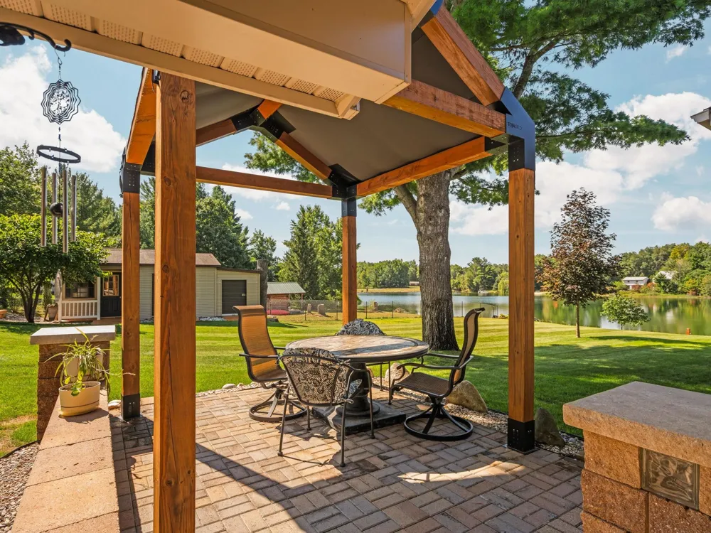 392 Gitchegumee Drive Hanover Township, MI 49620