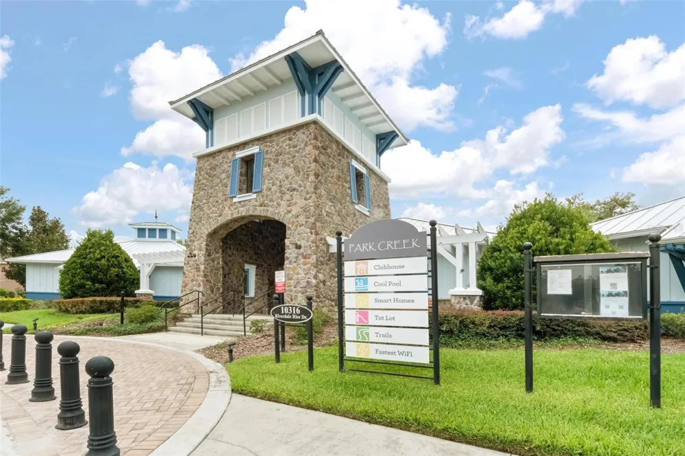 10321 RIVERDALE RISE DRIVE Riverview, FL 33578