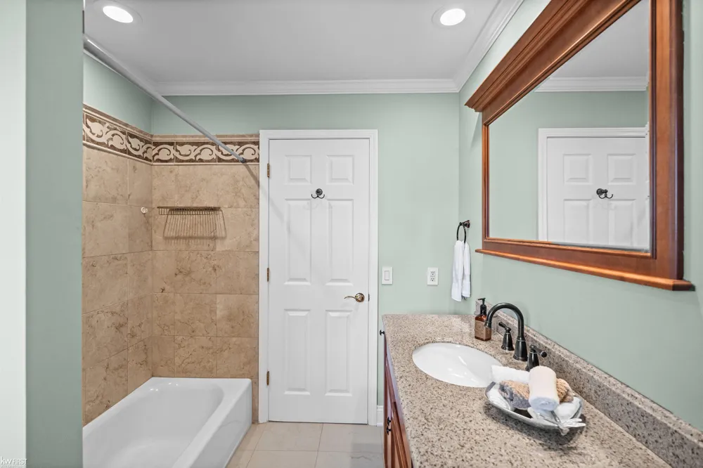 8519 Pepper Ridge Drive Grand Blanc Charter Township, MI 48439