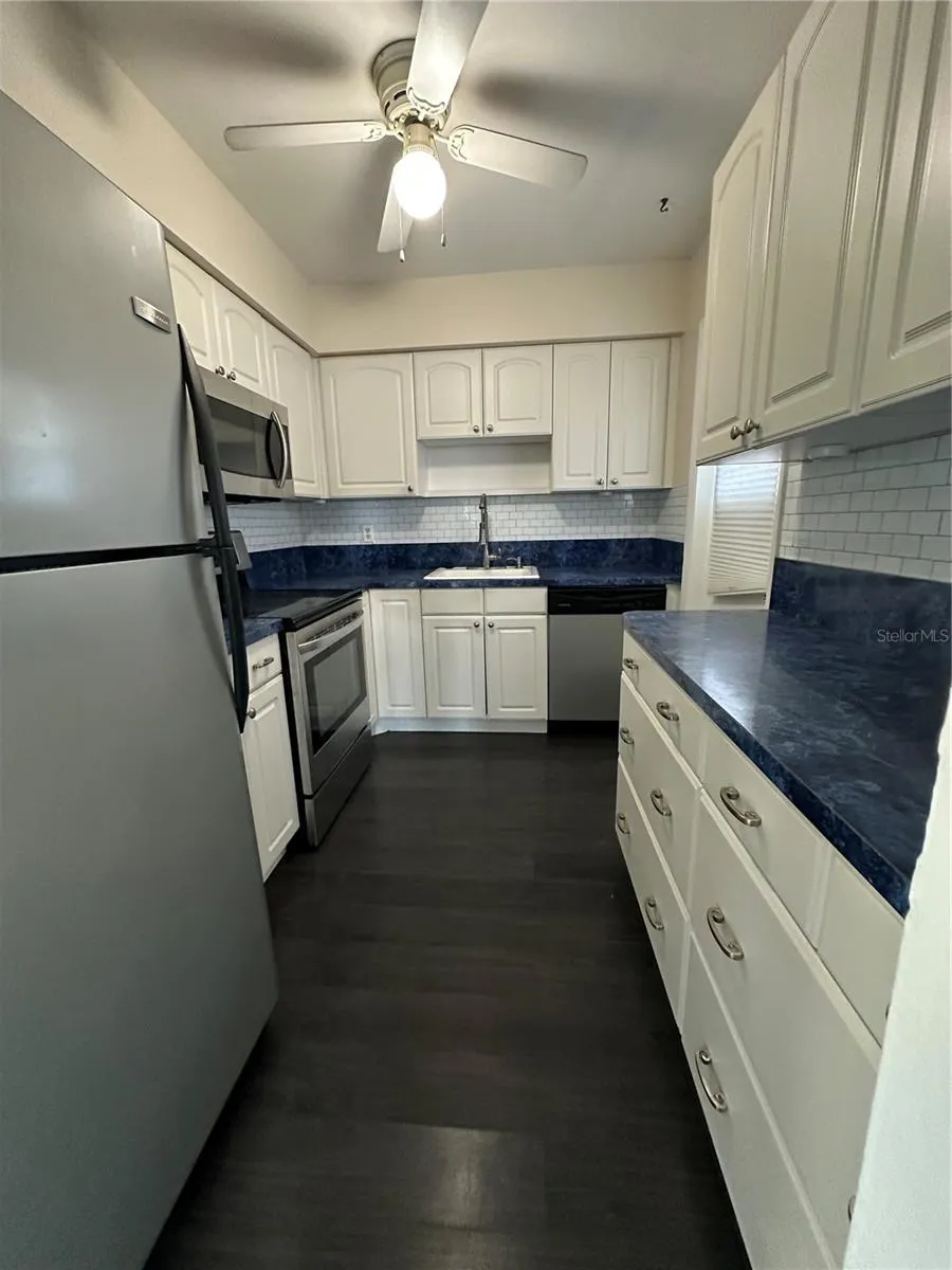 809 HUMMINGBIRD WAY #5c North Palm Beach, FL 33408