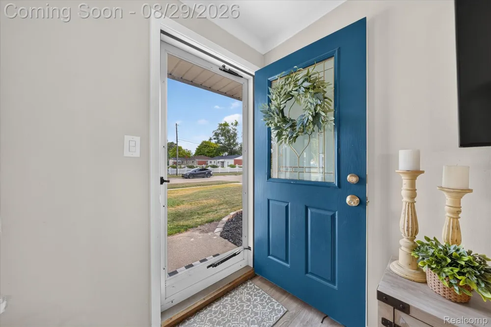 11739 Falcon Drive Sterling Heights City, MI 48313