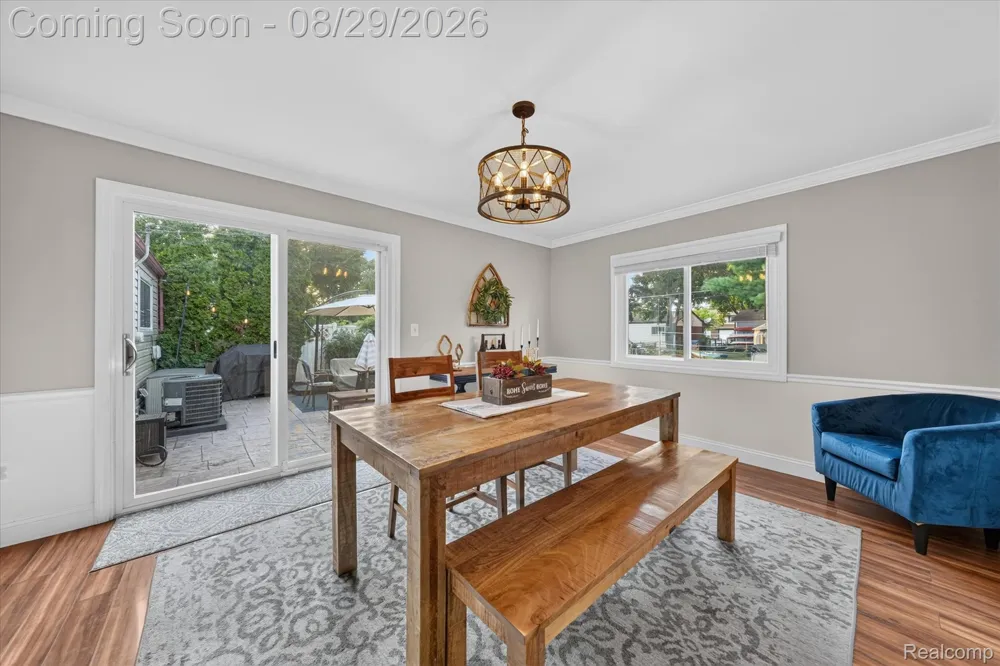 11739 Falcon Drive Sterling Heights City, MI 48313