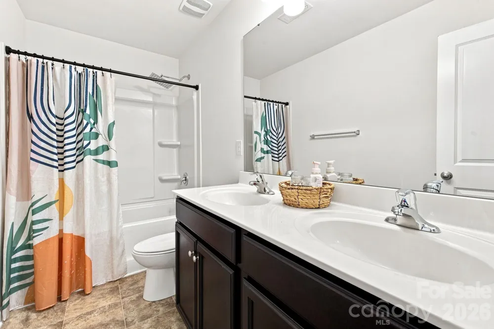 2424 Tallet Trace Charlotte, NC 28216
