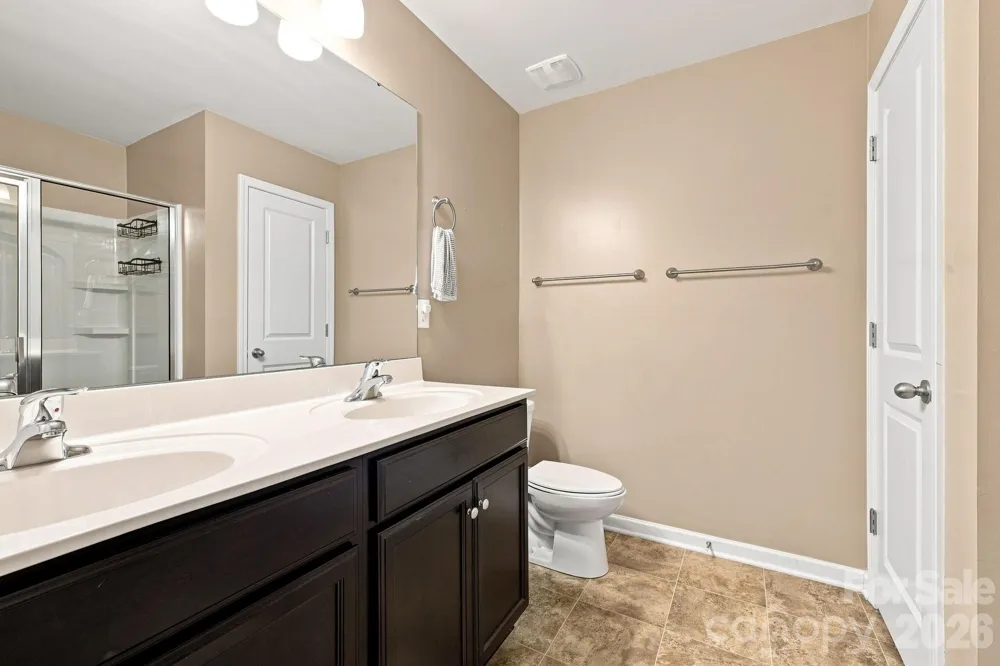 2424 Tallet Trace Charlotte, NC 28216