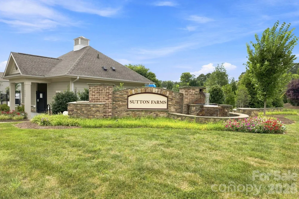 2424 Tallet Trace Charlotte, NC 28216
