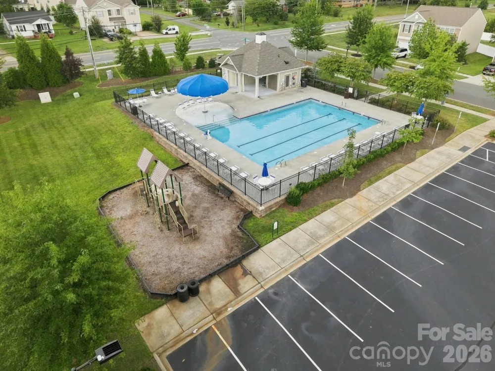 2424 Tallet Trace Charlotte, NC 28216