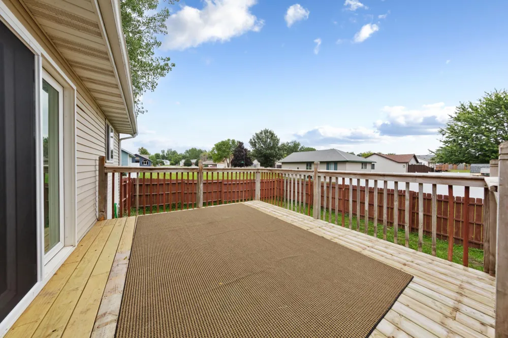 1905 Prairie Lane NE Owatonna, MN 55060