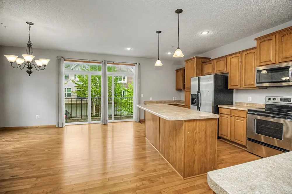 3721 Hazel Trail #A Woodbury, MN 55129