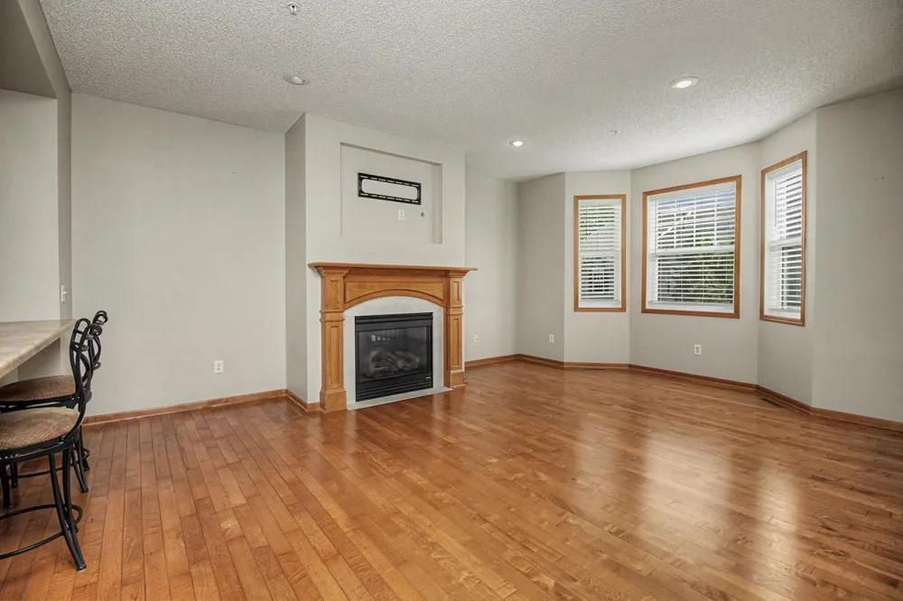 3721 Hazel Trail #A Woodbury, MN 55129