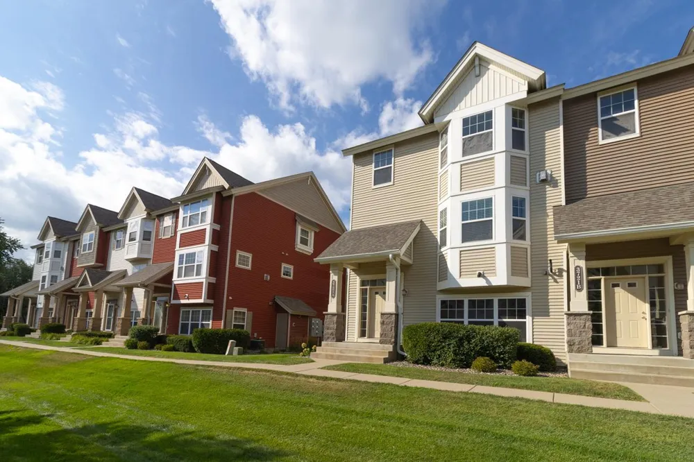3721 Hazel Trail #A Woodbury, MN 55129