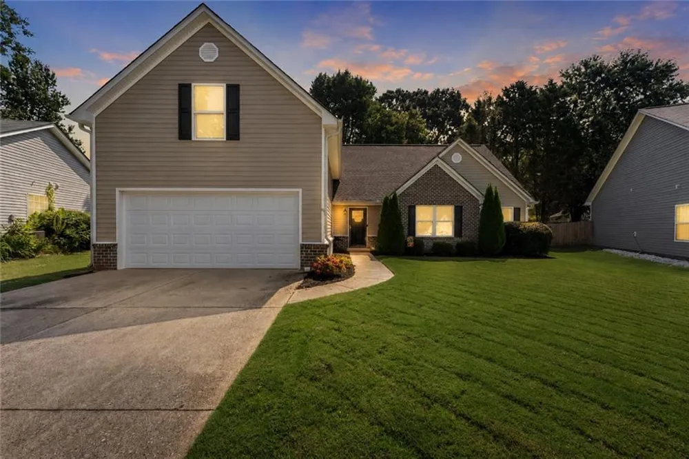 60 Burts Crossing Drrive Dawsonville, GA 30534