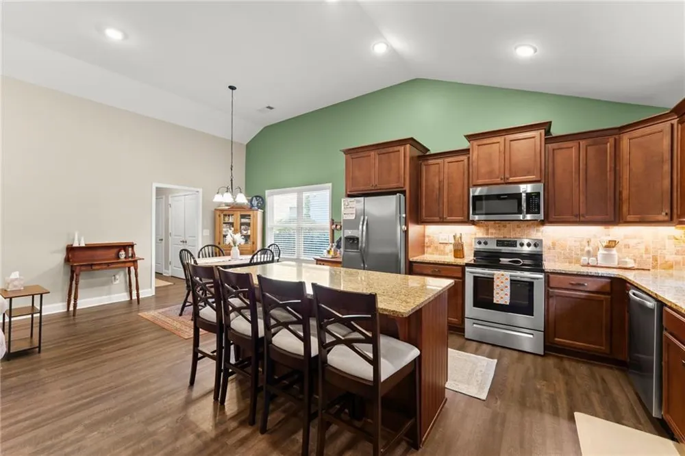 60 Burts Crossing Drrive Dawsonville, GA 30534