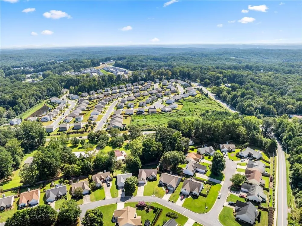 60 Burts Crossing Drrive Dawsonville, GA 30534