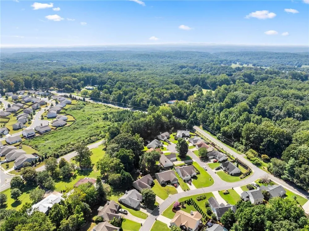 60 Burts Crossing Drrive Dawsonville, GA 30534
