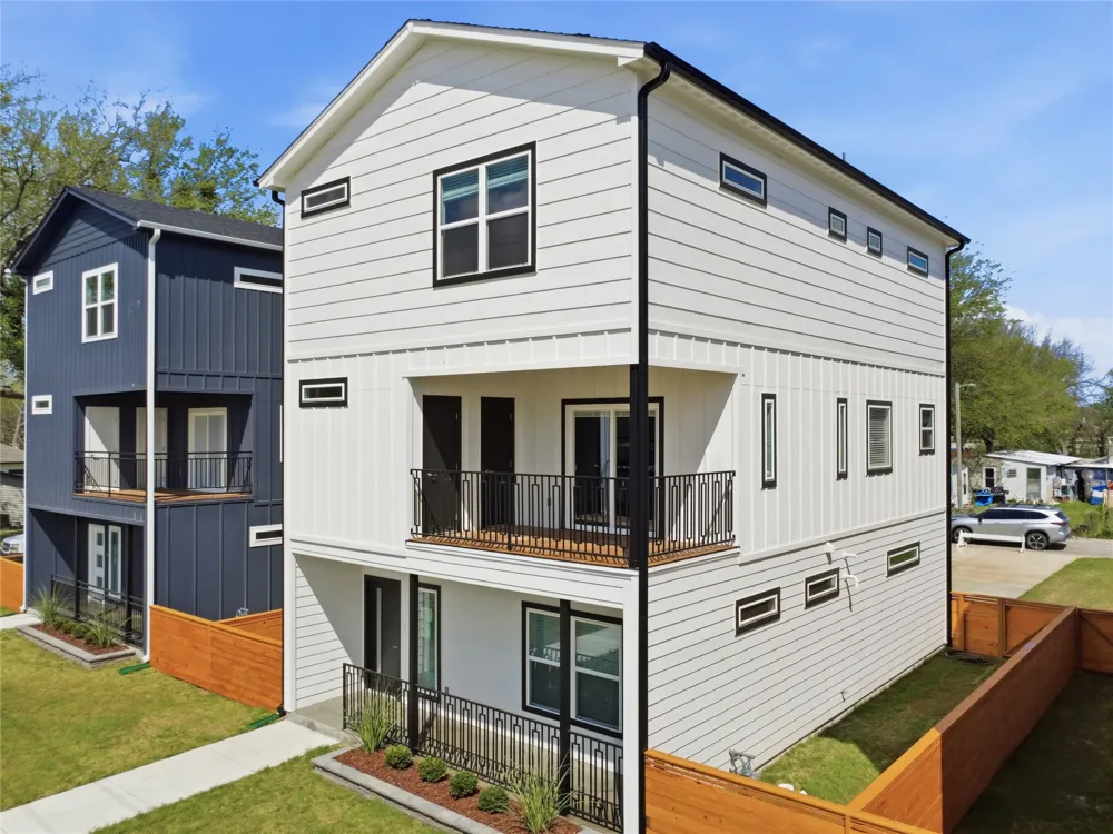 204 W Houston Street Broken Arrow, OK 74012