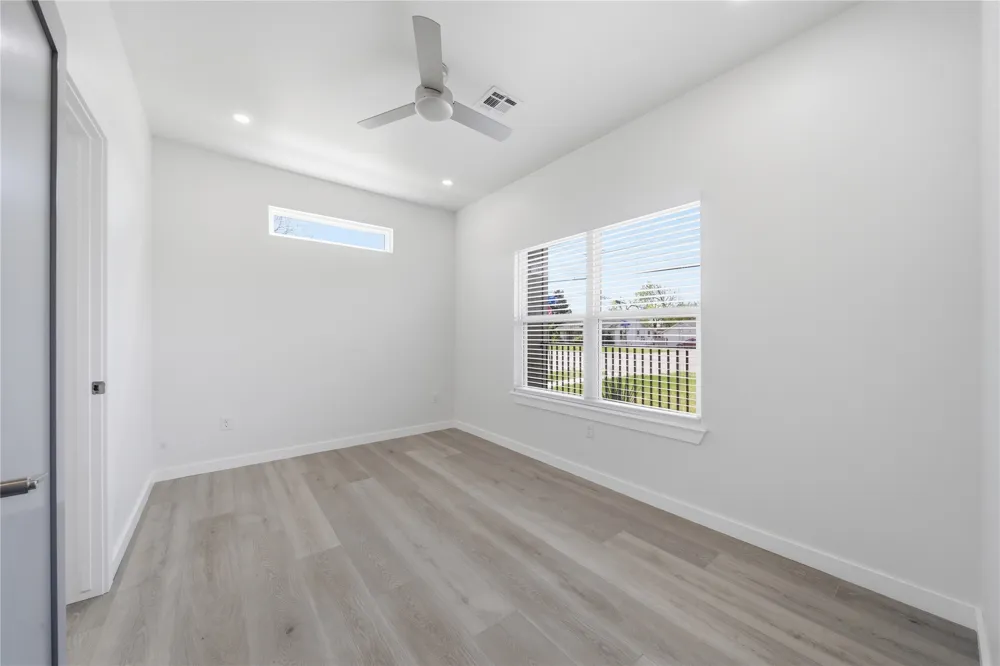 204 W Houston Street Broken Arrow, OK 74012