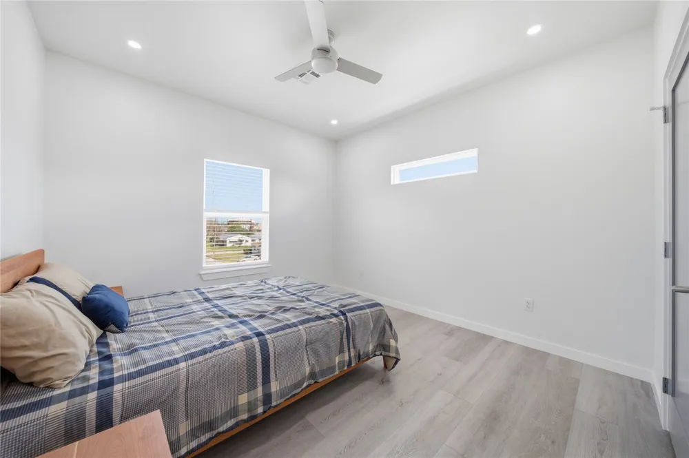 204 W Houston Street Broken Arrow, OK 74012