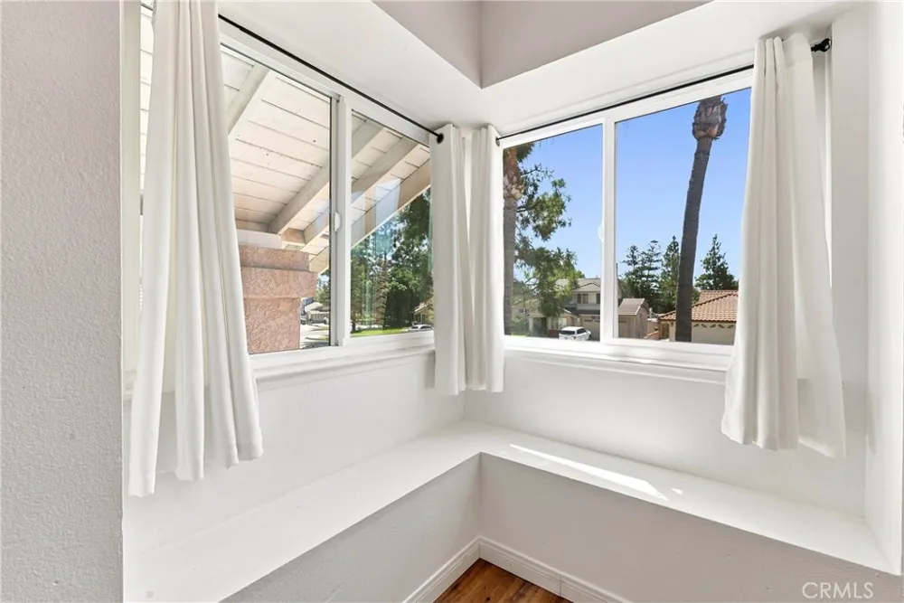 9946 Mangrove Rancho Cucamonga, CA 91730