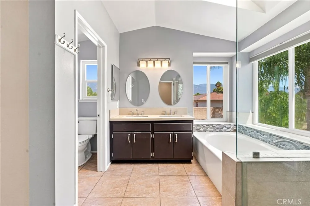 9946 Mangrove Rancho Cucamonga, CA 91730