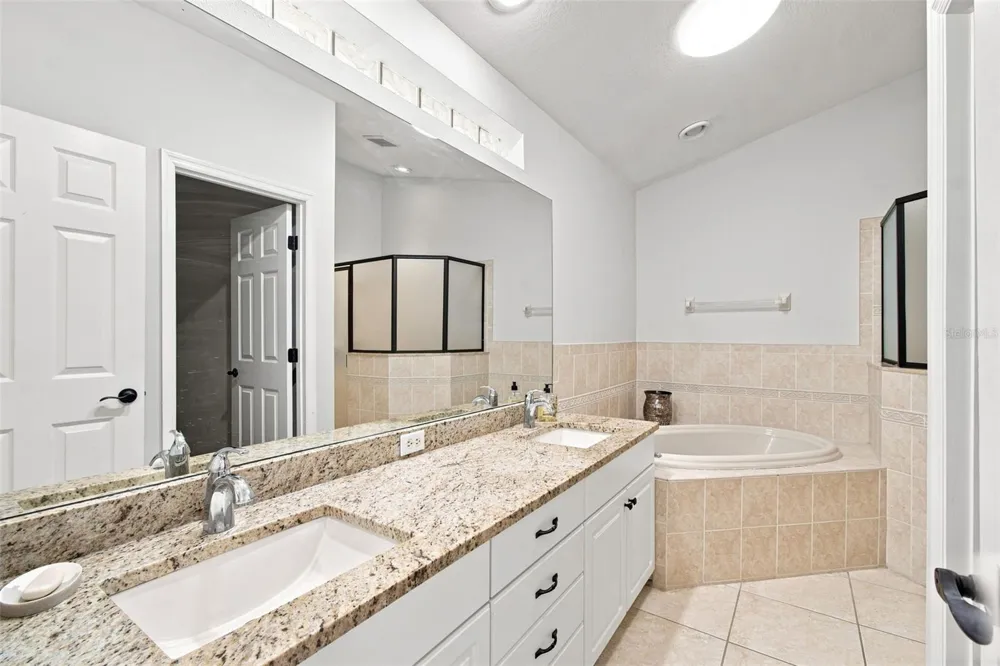 6637 THACKSTON DRIVE Riverview, FL 33578