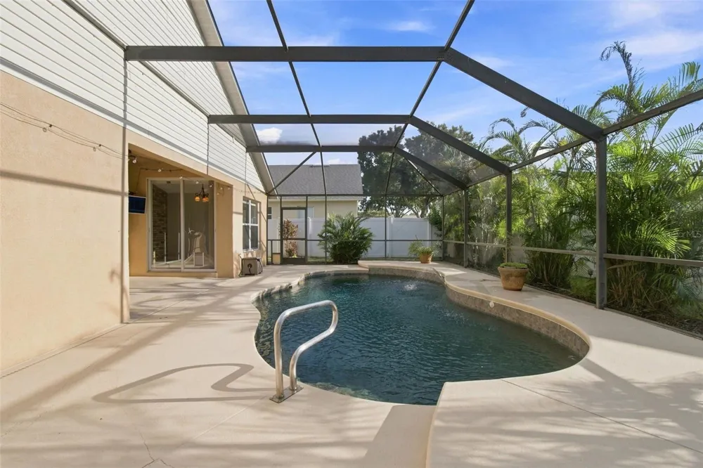 6637 THACKSTON DRIVE Riverview, FL 33578