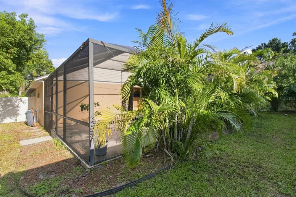 6637 THACKSTON DRIVE Riverview, FL 33578