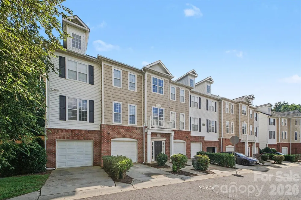 6858 Park Place Drive Charlotte, NC 28262