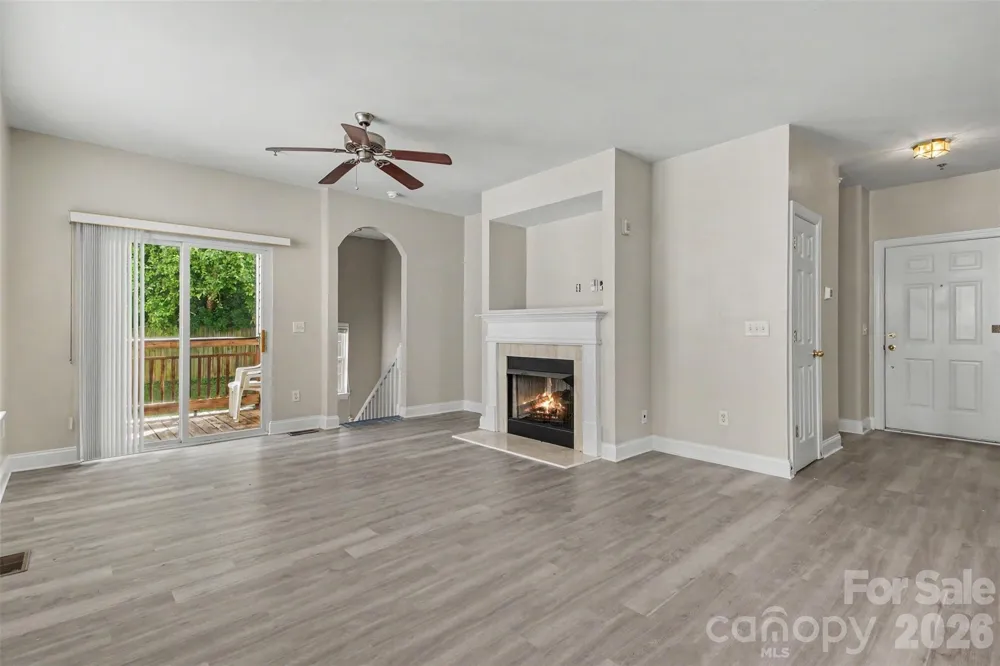 6858 Park Place Drive Charlotte, NC 28262