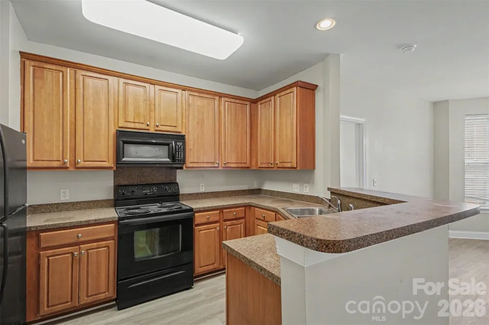 6858 Park Place Drive Charlotte, NC 28262