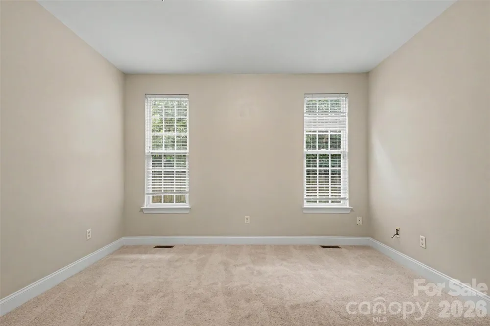6858 Park Place Drive Charlotte, NC 28262