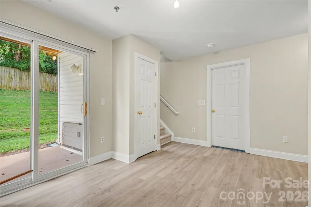 6858 Park Place Drive Charlotte, NC 28262