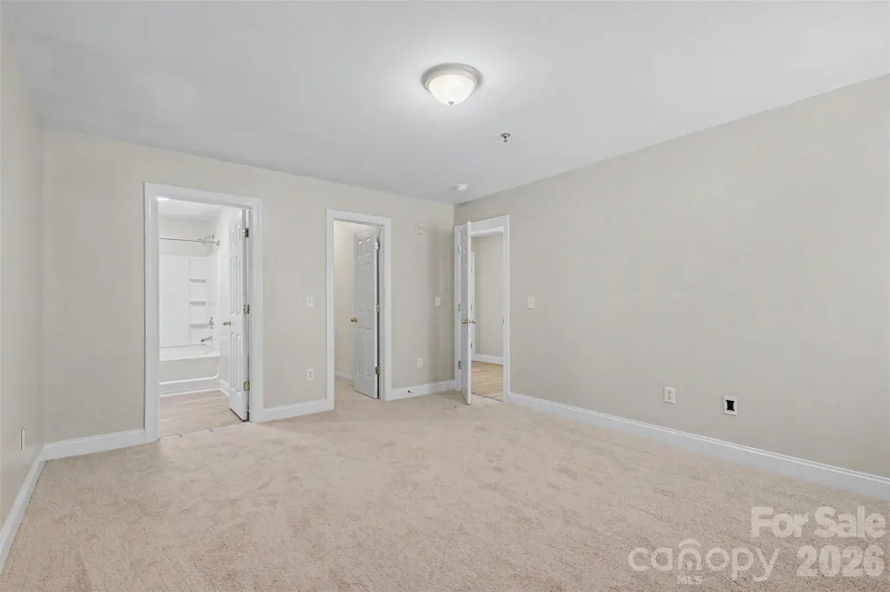 6858 Park Place Drive Charlotte, NC 28262