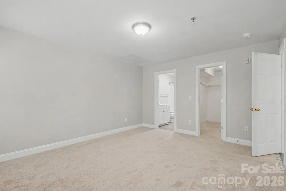 6858 Park Place Drive Charlotte, NC 28262