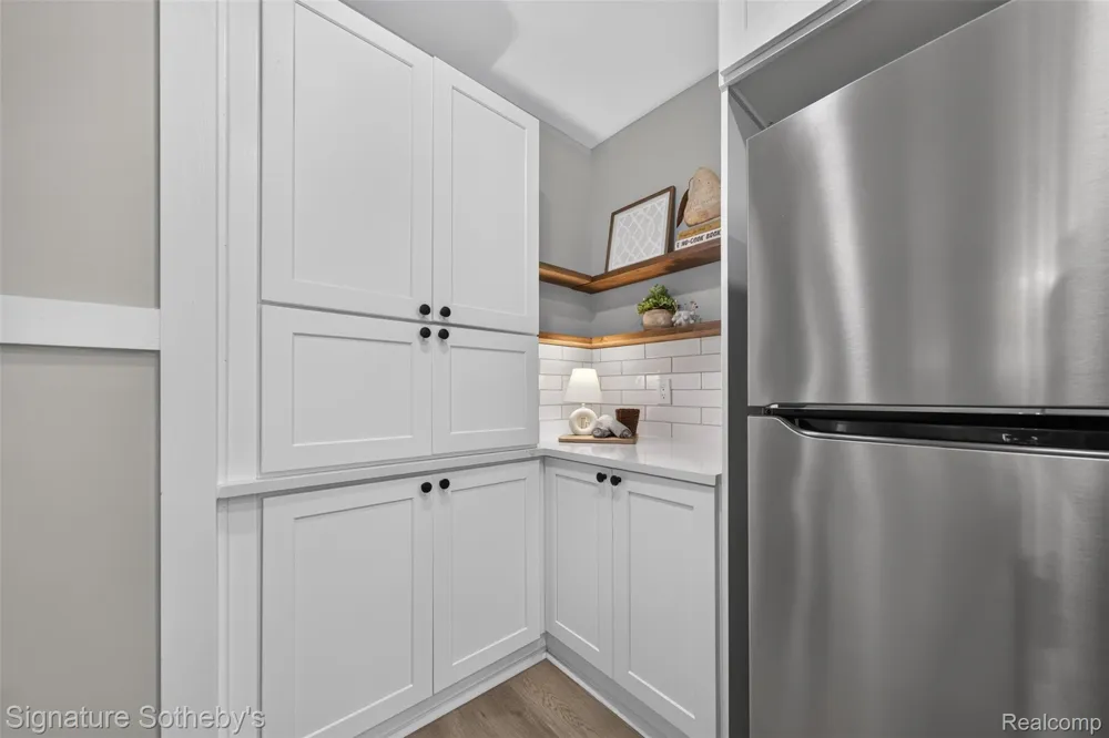388 Channing Street Ferndale City, MI 48220